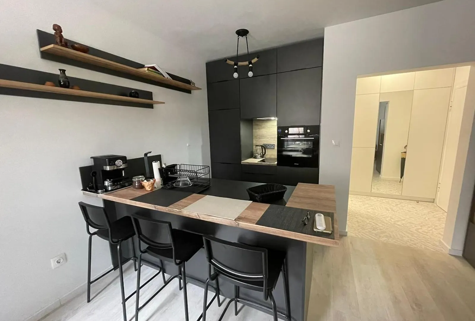 Apartament-Demian contacts